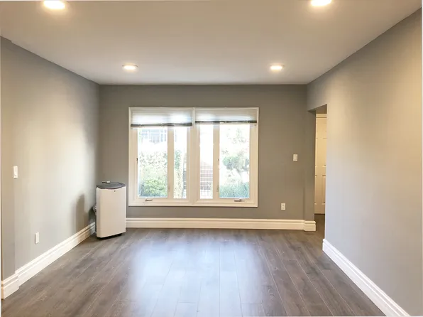 402 S Robertson - Luxury Apartments