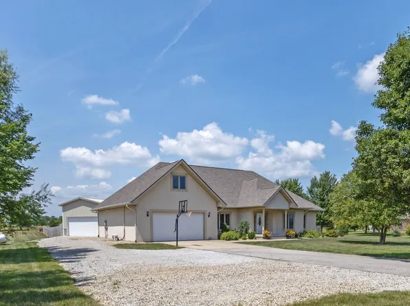 10142 N County Road 471 E, Pittsboro, IN 46167