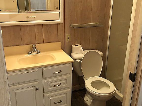 Guest bath