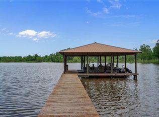 1017 Bay Ridge Dr, Benton, LA 71006