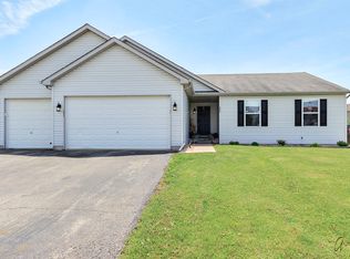 2803 E Fairfield Trl, Belvidere, IL 61008