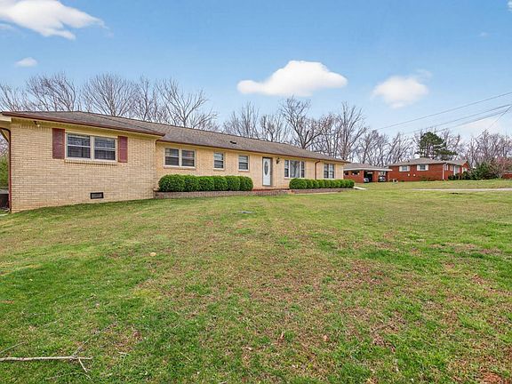 2nd image of 202 Pine Hill Dr