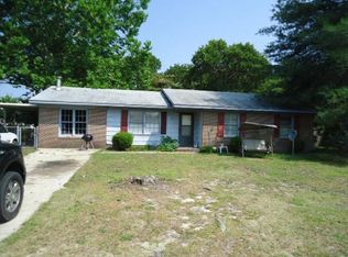 5925 Spinner Rd, Hope Mills, NC 28348