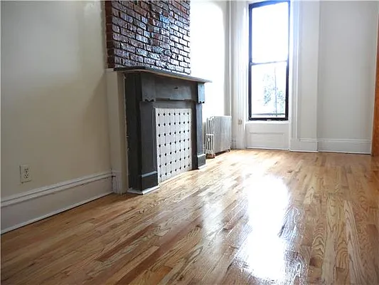 Rented by R New York | media 4