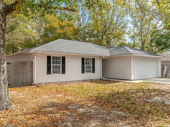 5th image of 223 Runnymeade Dr