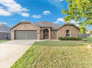 3502 S Stoney Point Rd, Rogers, AR 72758