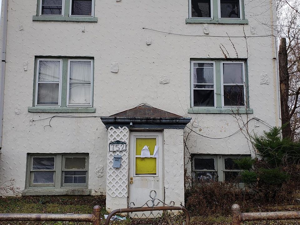 2nd image of 2729 E 6th Ave