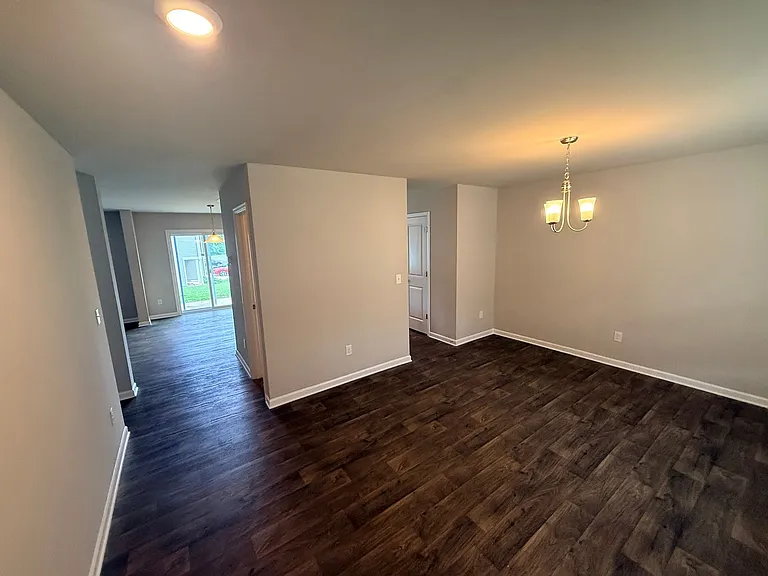 508 Elmwood Pond Ct — Photo 6