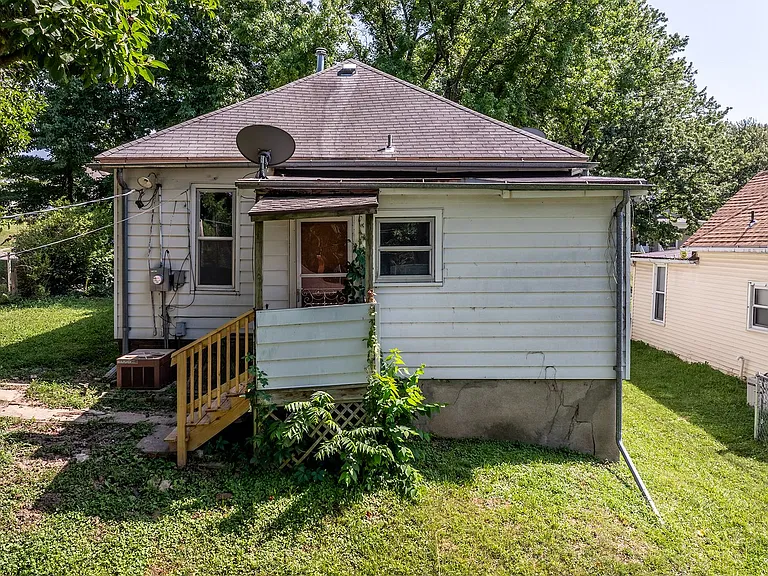 2905 Olive St — Photo 28