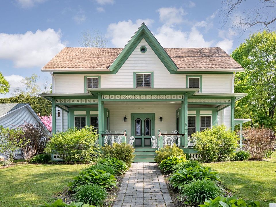 38 Simmons St, Millerton, NY 12546 Zillow