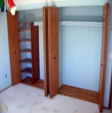 4th image of 21405 Constitution Dr