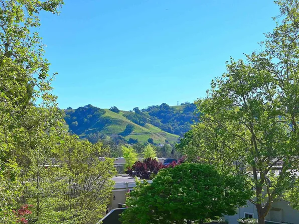 1160 Singingwood Ct APT 5, Walnut Creek, CA 94595