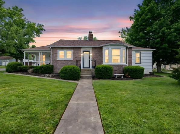 101 Pell St, Farmington, MO 63640