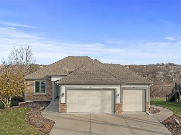 9539 N Hunter Ave, Kansas City, MO 64157