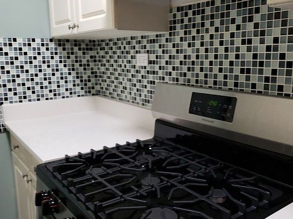 3rd image of 220 Cabrini Blvd APT 6D