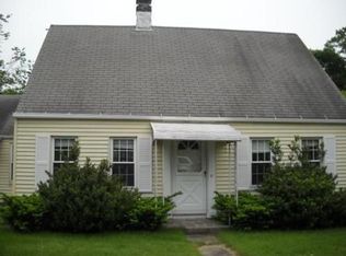 11 Harwich St, Worcester, MA 01607