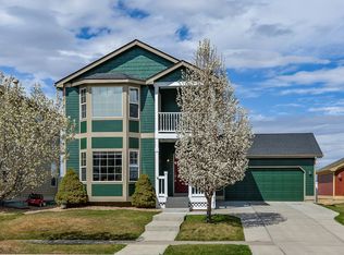 1438 Fairfield Ave, Windsor, CO 80550
