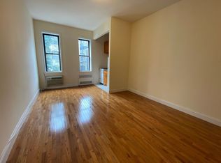 302 E 90th St APT 4B, New York, NY 10128