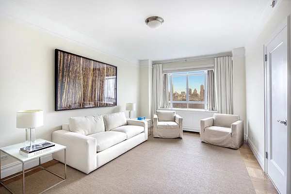 Rented by Compass | media 18