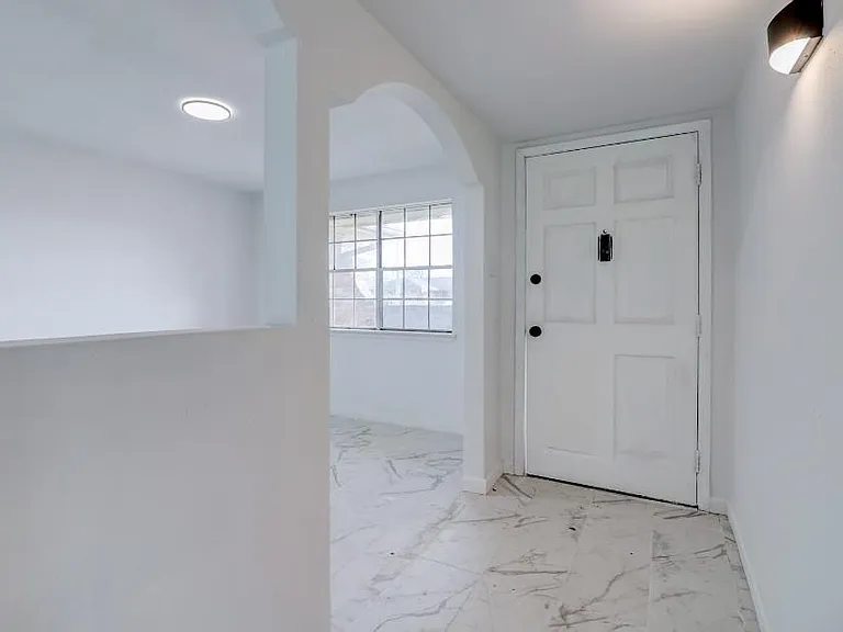 7206 Yellow Pine Dr — Photo 6