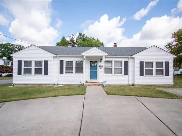 112 Robinson Dr, Newport News, VA 23601