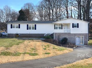 1313 32nd St SE, Conover, NC 28613