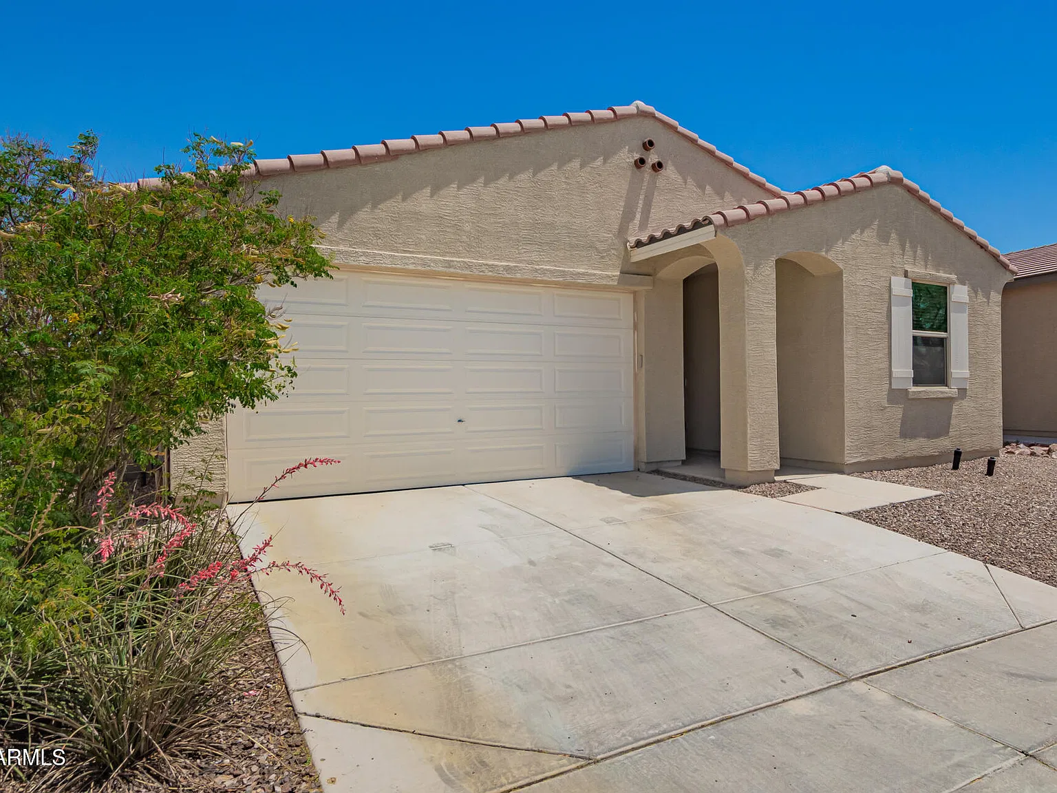 3 bed, 2.0 bath, 1610 sqft, $2,200 — Photo 4
