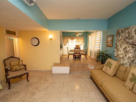 5th image of JJ18 Calle Rosa De Los Vientos