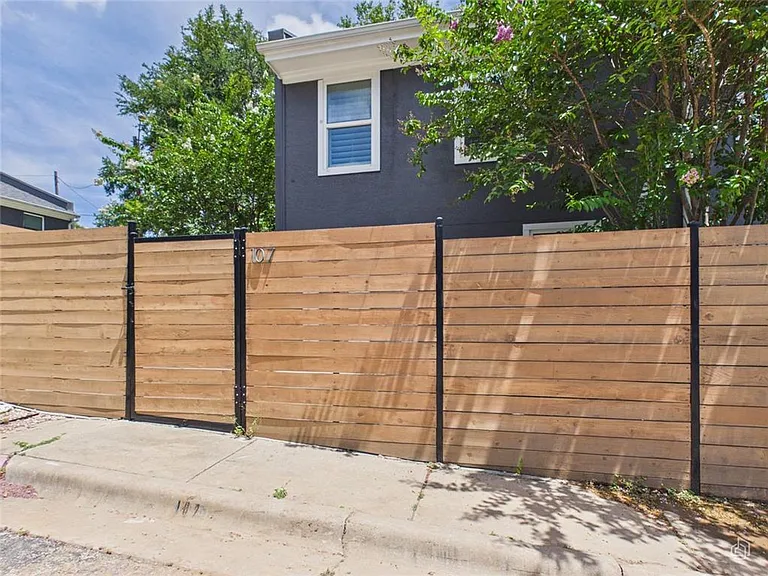 6211 Manor Rd #107 — Photo 47
