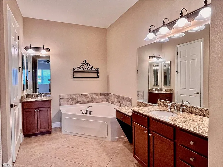 174 Shadroe Cove Cir #1004 — Photo 10