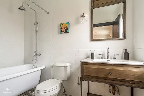 Rented by Dixon Advisory USA Inc. | media 16