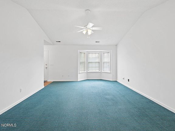 5th image of 4822 Grouse Woods Dr