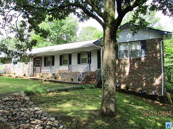 3rd image of 617 Ayers Dr