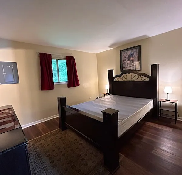 1138 Case Ct — Photo 3
