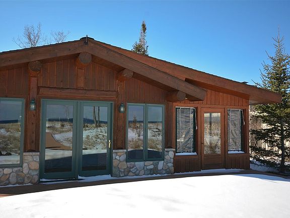 5th image of 8762 Sleeping Bear Dr