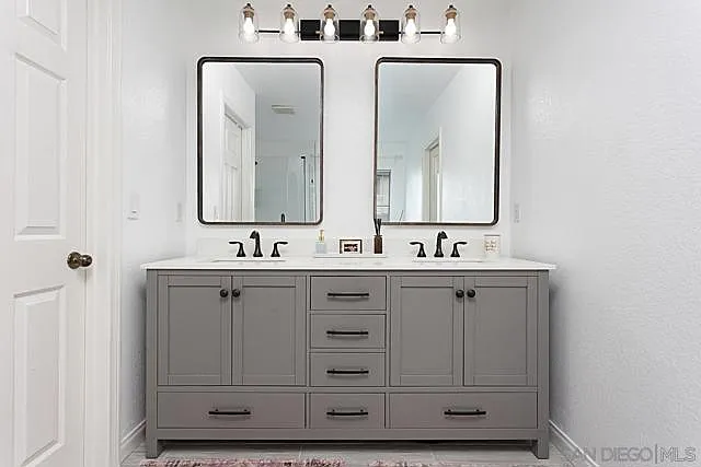 1058 Bells Dr — Photo 28