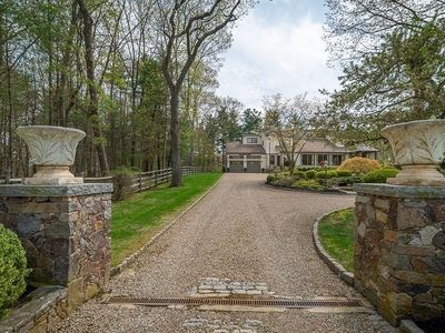 103 Essex St, South Hamilton, MA, 01982