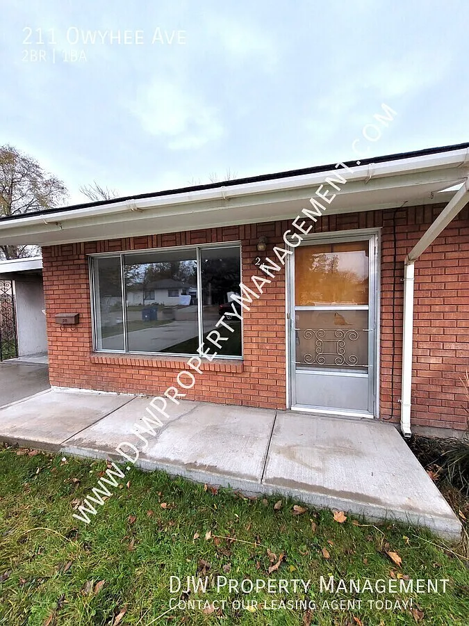 Building Photo - 211 Owyhee Ave