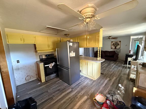 2nd image of 45 Pine Ridge Road