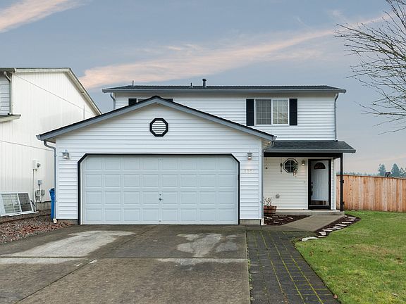 2nd image of 8001 NE 165th Ave