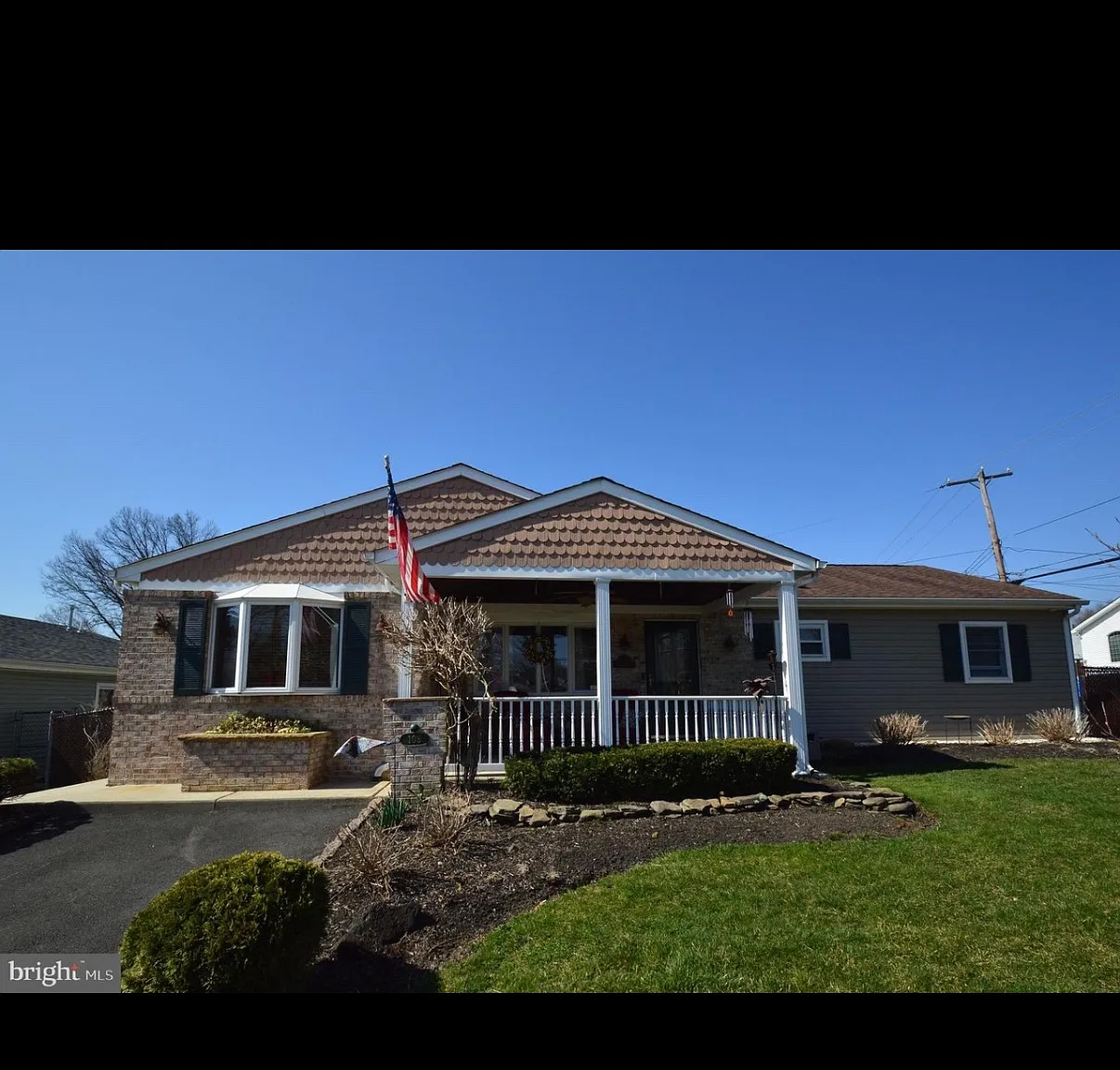 103 Trenton Cir — Photo 1