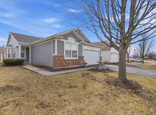 21325 Windsor Lake Ln, Crest Hill, IL