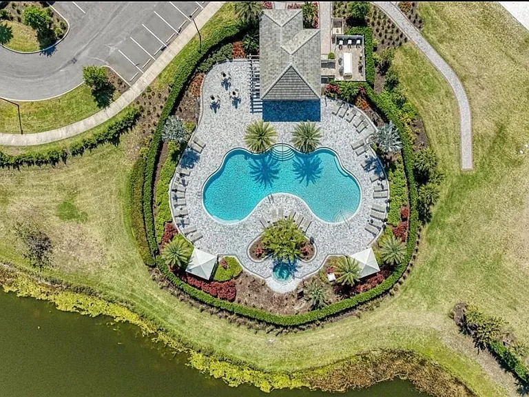 16528 Paynes Mill Dr — Photo 22