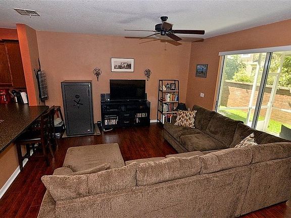 5th image of 306 Maybeck Ct