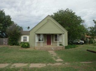 506 N Main St, Okeene, OK 73763