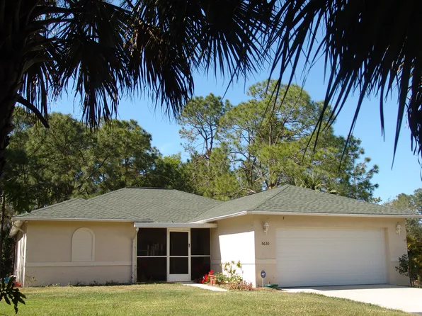 5630 Cedar Tree Ln, Naples, FL 34116