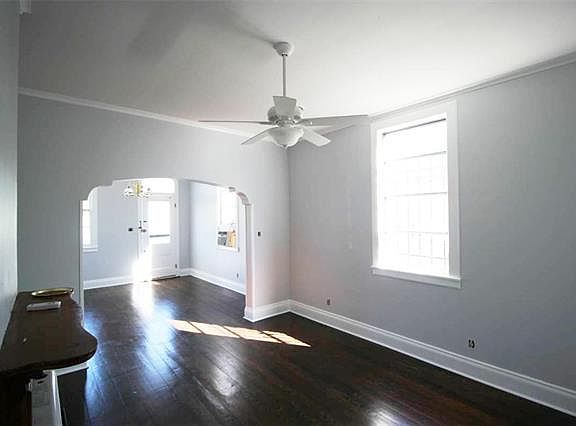 4th image of 2612 Urquhart St