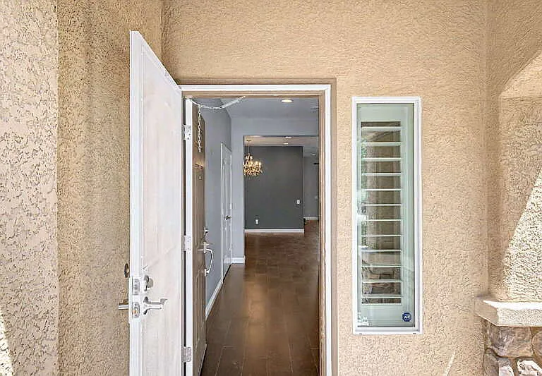 10772 W Yearling Rd — Photo 4