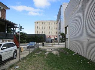 114 S Massachusetts Ave, Atlantic City, NJ