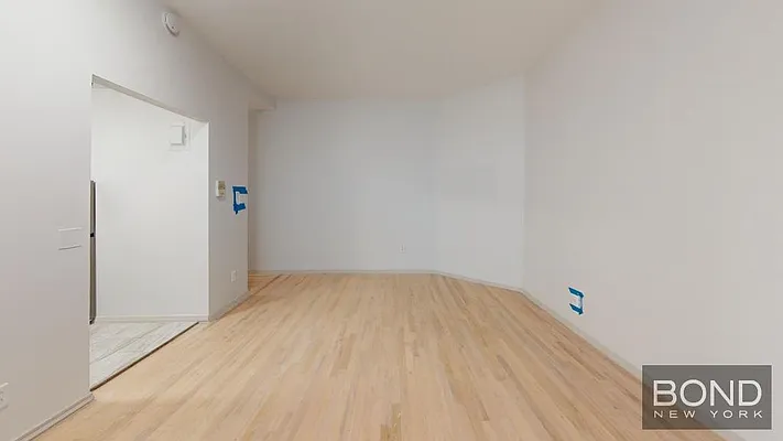 Rented by Bond New York | media 4